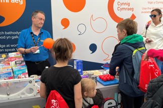 Stondin Eisteddfod yr Urdd 2024
