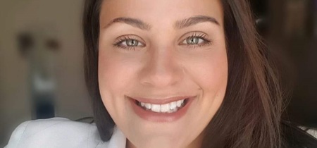 Angela 